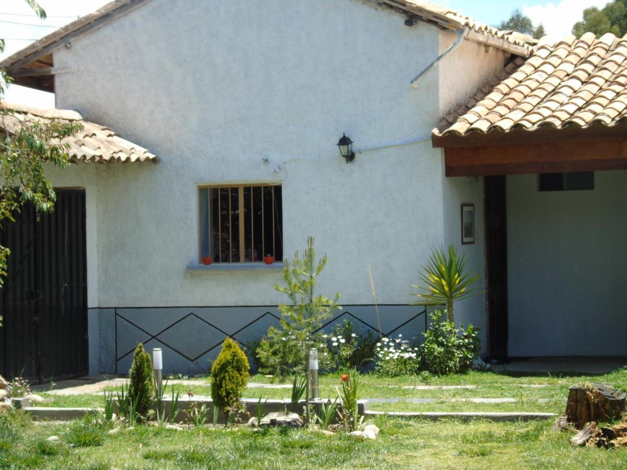 Pousada Villa Huaripampa Шауха Екстериор снимка